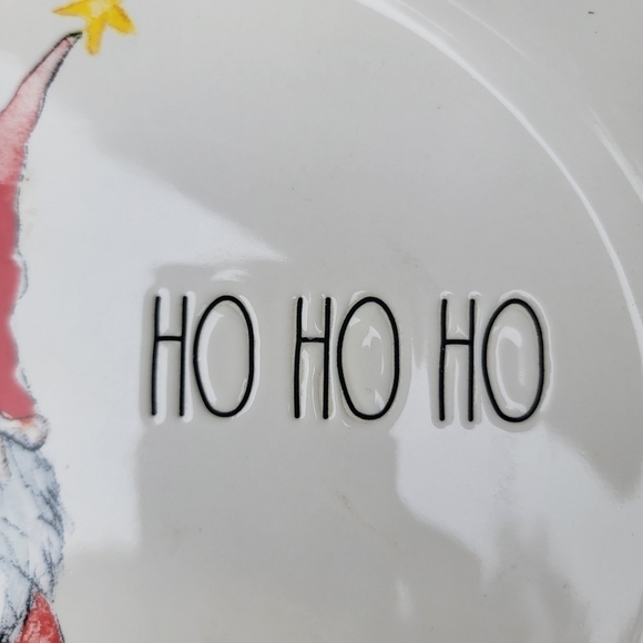 2/$20 Rae Dunn by Magenta Santa Claus HO HO HO Christmas Fluted Pie Plate 10.5" - Picture 3 of 5